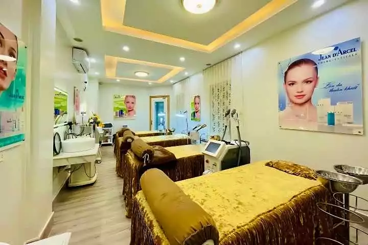 Thẩm Mỹ Viện Quốc Tế Trang Hồng Tuyên Quang