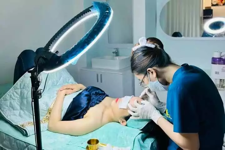 Viện Thẩm Mỹ Hương Kim Trà Vinh