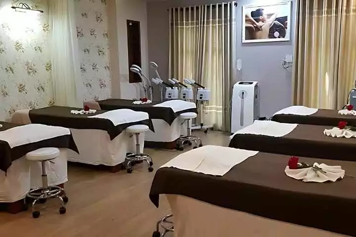 Y.M Queen Spa Trà Vinh