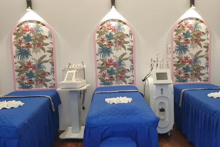 Diamond Spa & Cosmetics Long Xuyên