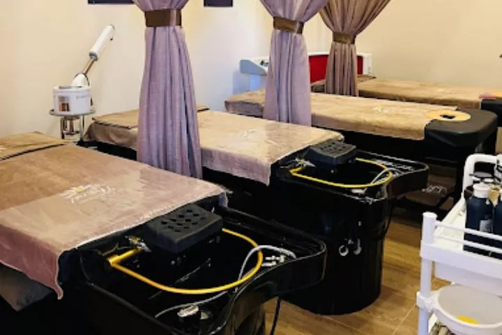 Hoa Tường Vy Cosmetics & Spa Củ Chi