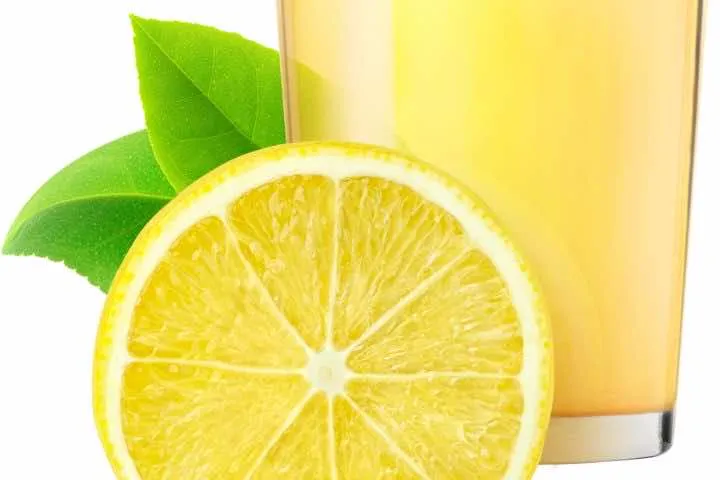 Mặt nạ vỏ chuối cùng nước cốt chanh trị mụn cóc