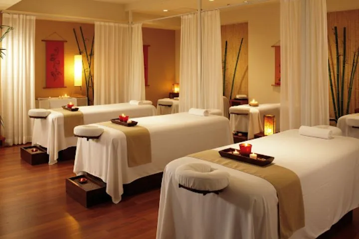 Le Parfum Spa – Massage Hạ Long