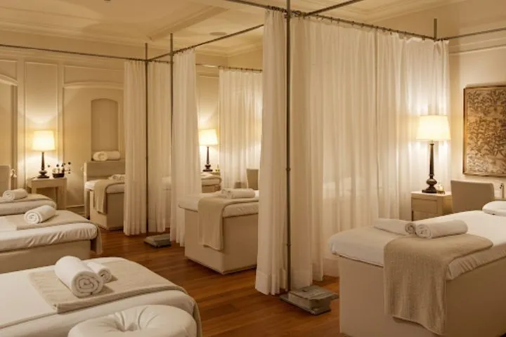 Daily Spa Long Biên