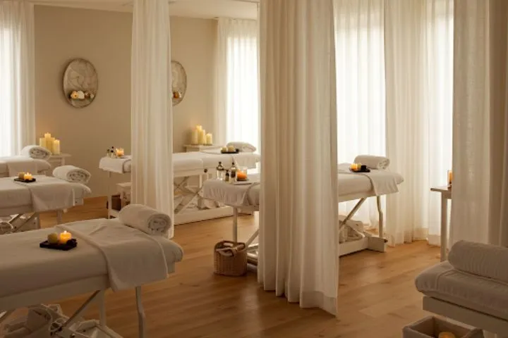 Hotel & Massage Nguyệt Anh Nhà Bè