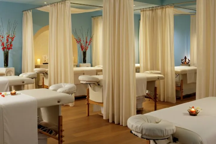 Leaf Spa Quận 4
