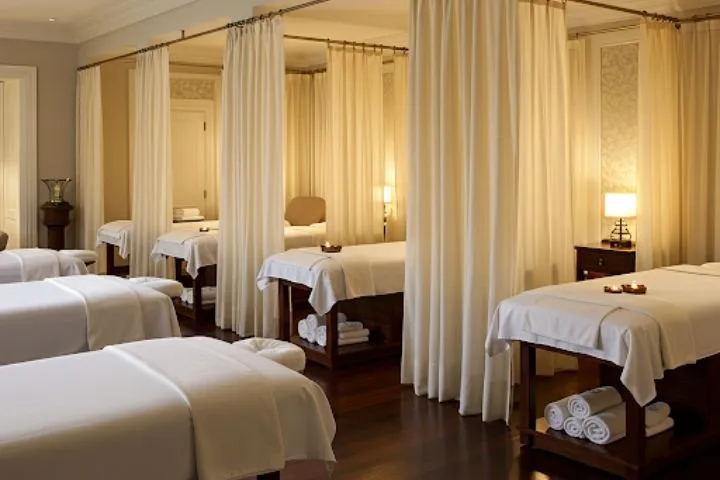 Lux 152 Spa Quận 7