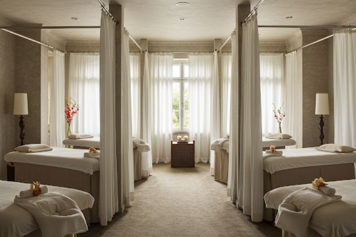 Massage Dubai Quận 1