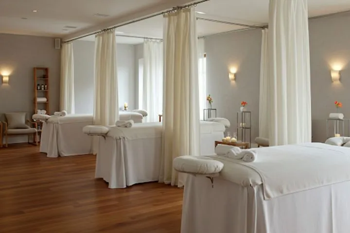 Tokyo Massage Quận 10