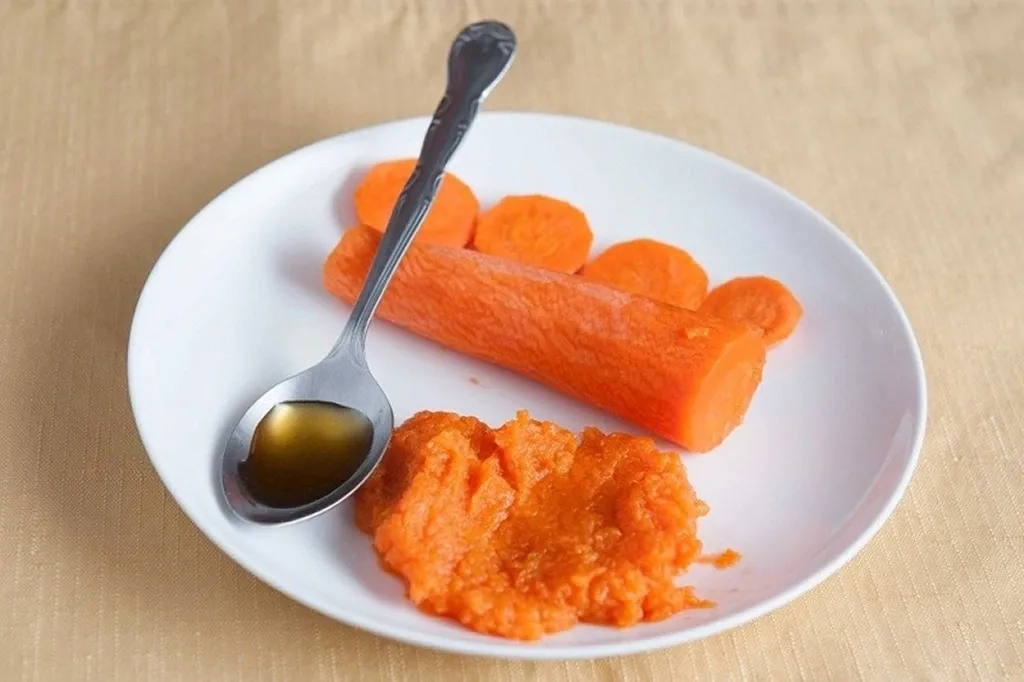 Mặt nạ cà rốt hỗ trợ trị mụn bọc ở cằm